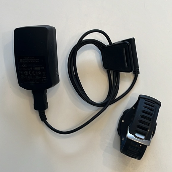 Garmin Approach S1 GPS Golf Watch EUC Black with Charger and Owner’s Manual - Picture 6 of 9